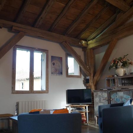 Gite De La Jument Grise Lescheroux Exteriér fotografie