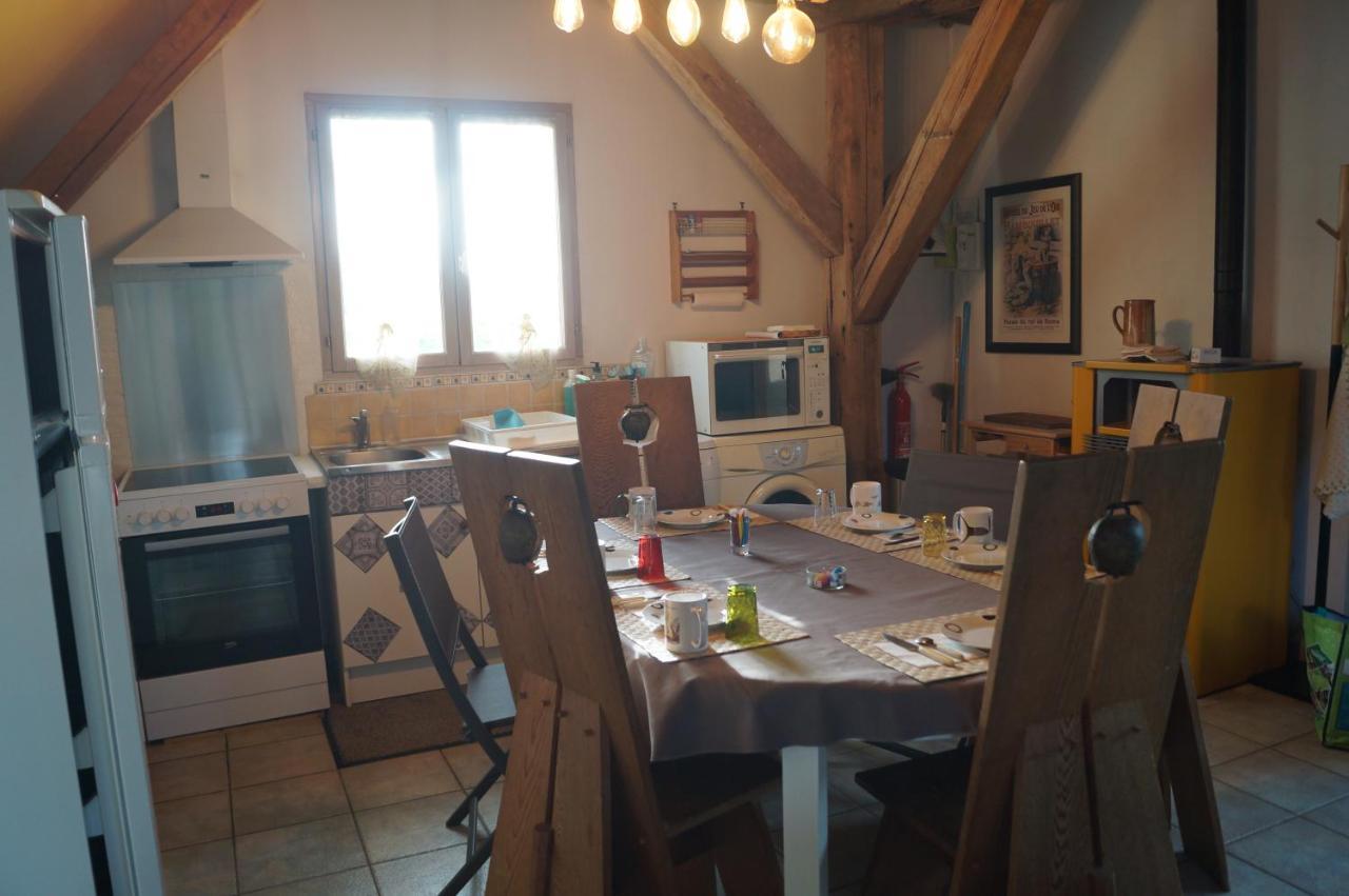 Gite De La Jument Grise Lescheroux Exteriér fotografie
