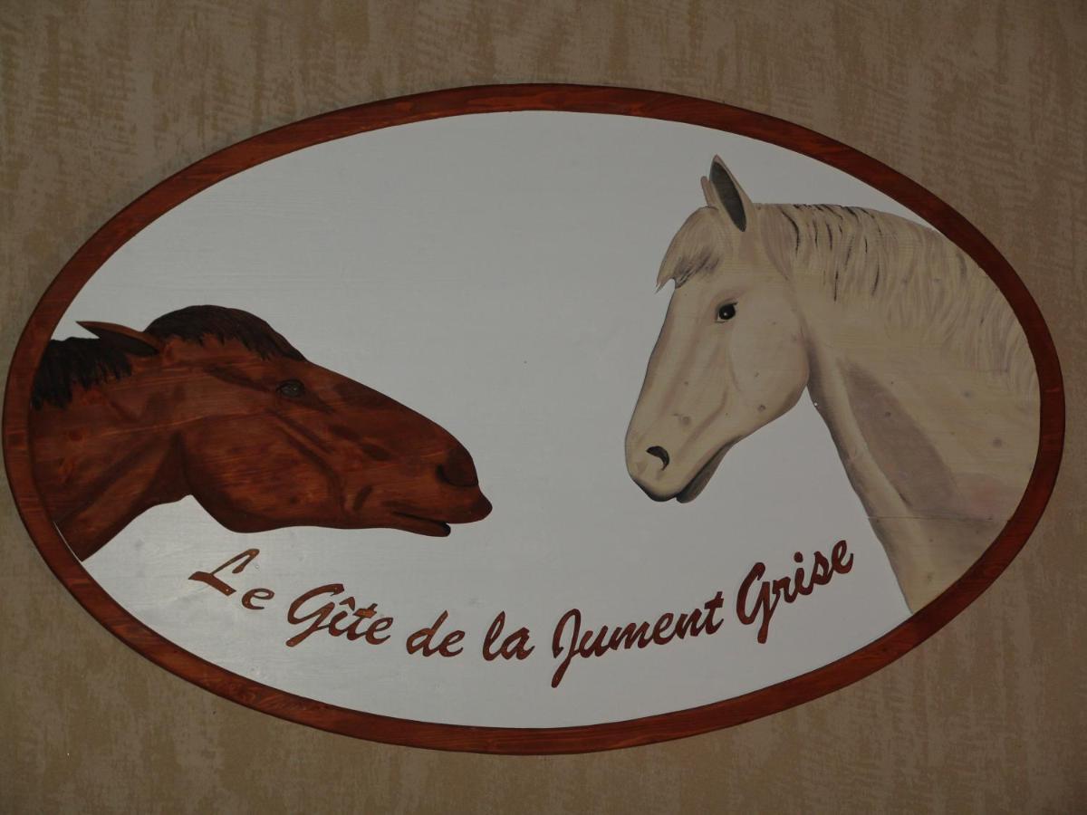 Gite De La Jument Grise Lescheroux Exteriér fotografie